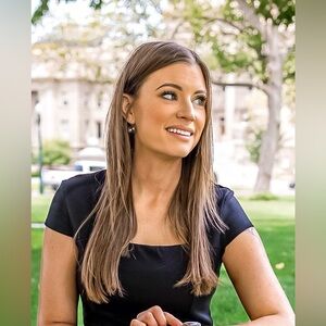 Meet your Posher, Christin